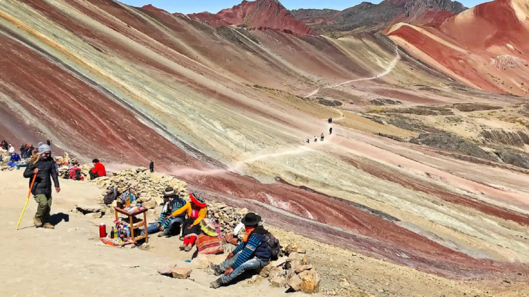 Machupicchuhahatrips - Montaña de Colores: Datos generales