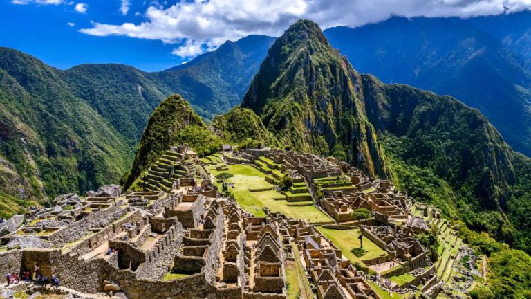 Machupicchuhahatrips - Templo del Sol en Machu Picchu: Historia, Arquitectura y Consejos para Visitar este Sitio Sagrado Inca