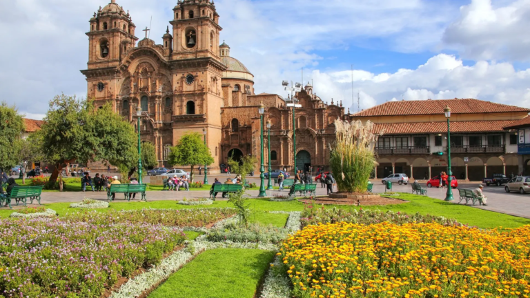 Machupicchuhahatrips - Explora la Ciudad: City Tour Imperdible con Guías Expertos