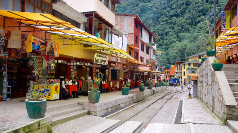 Machupicchuhahatrips - Dónde comprar en Aguas Calientes