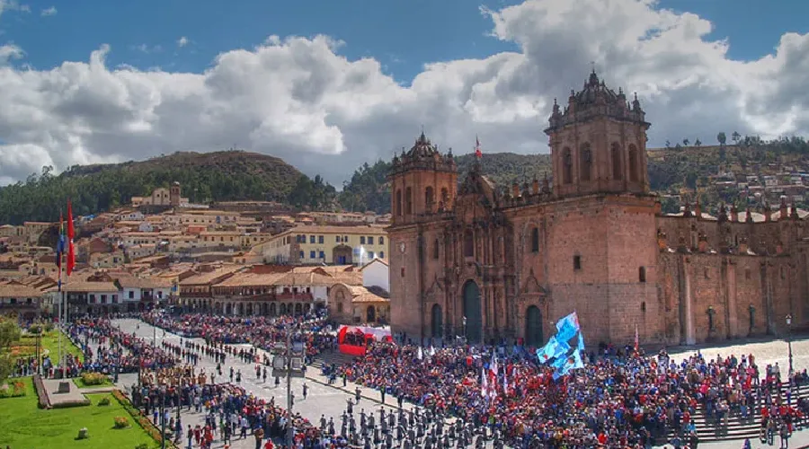 Desfiles por Fiestas Patrias