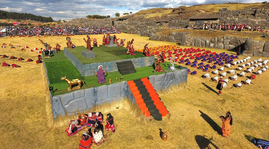 Inti Raymi en Sacsayhuamán